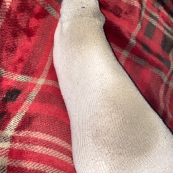 SOLD White socks preowned - Picture 2 of 3